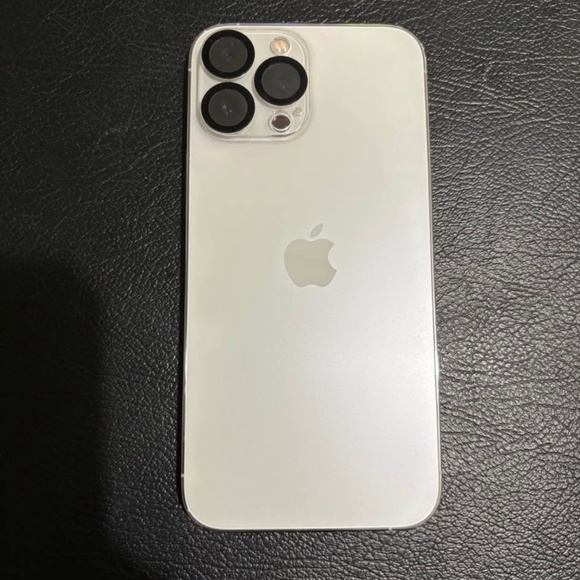 Iphone 13 Pro Max - Picture 2 of 2